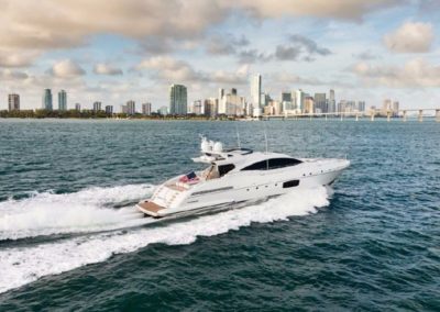 95' 2017 Sunseeker 95 Yacht | US $9,338,940