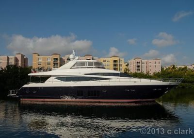 95' 2011 Princess 95 Motor Yacht | US $4,399,000